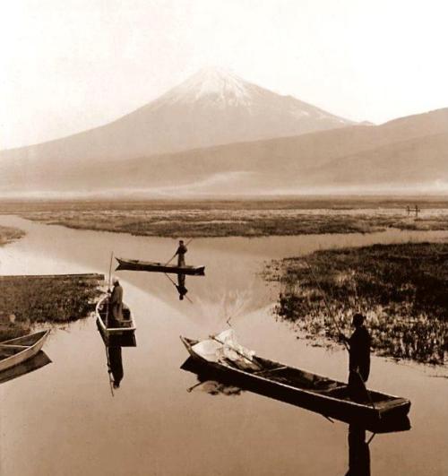 T. Enami Mt Fuji and the Boatmen of Kashibara ca 1900