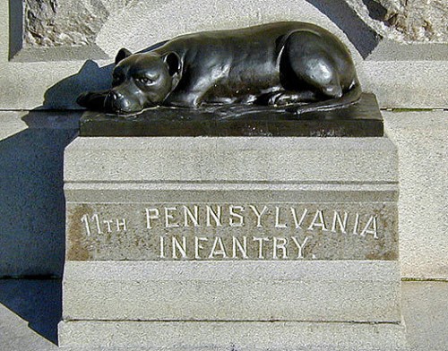 Civil War Dogs- Sallie Monument detail 1