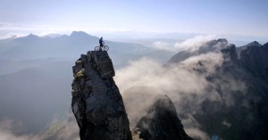 danny-macaskill-rides-the-ridge-at-the-isle-of-skye-scotland