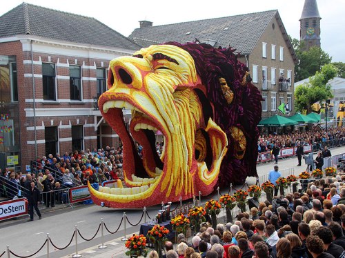 ZundertFlowerParadeVanGogh5